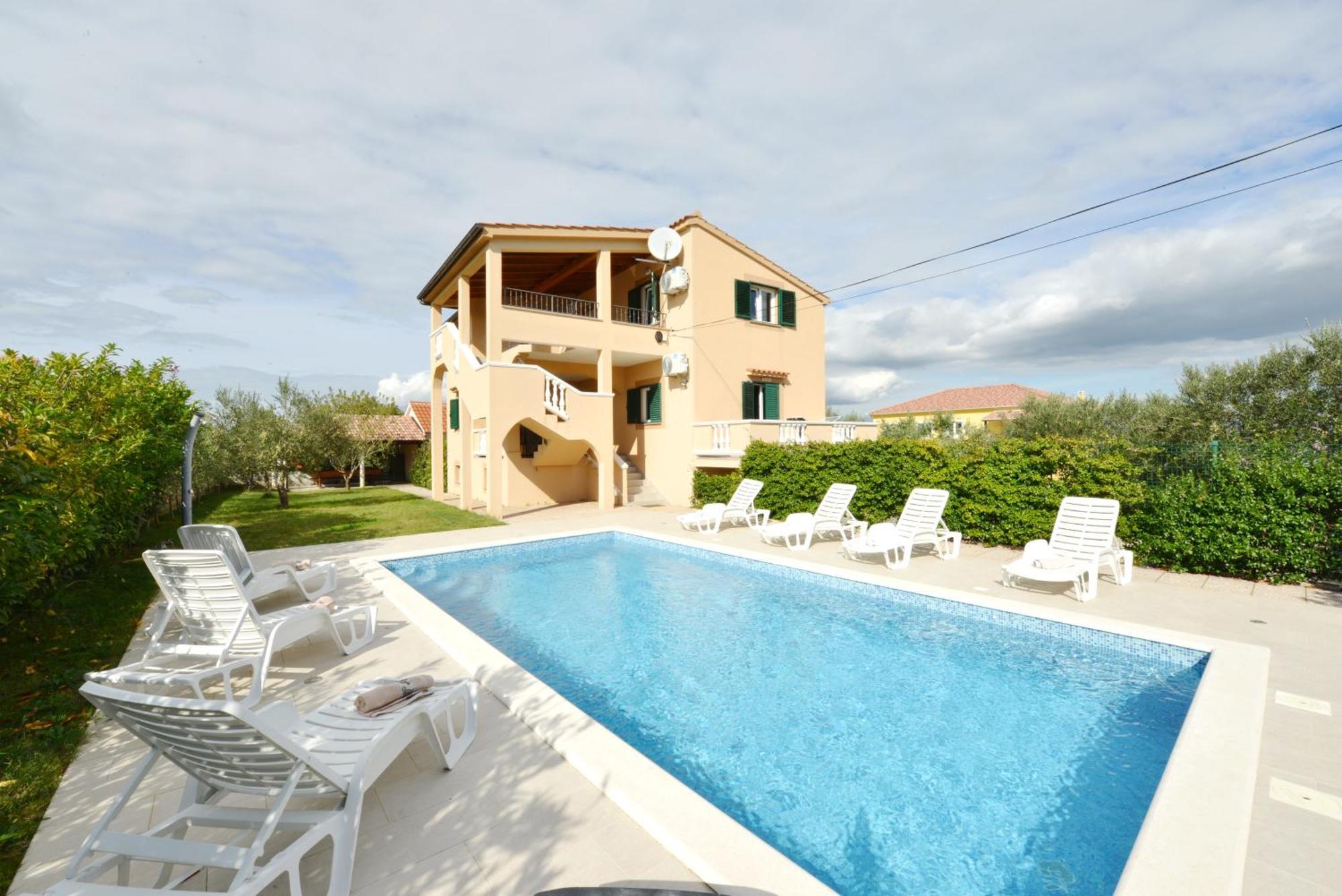 Zvizda Vila