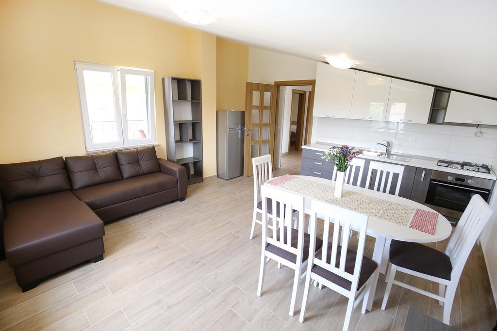 Zvizda Vila Zadar